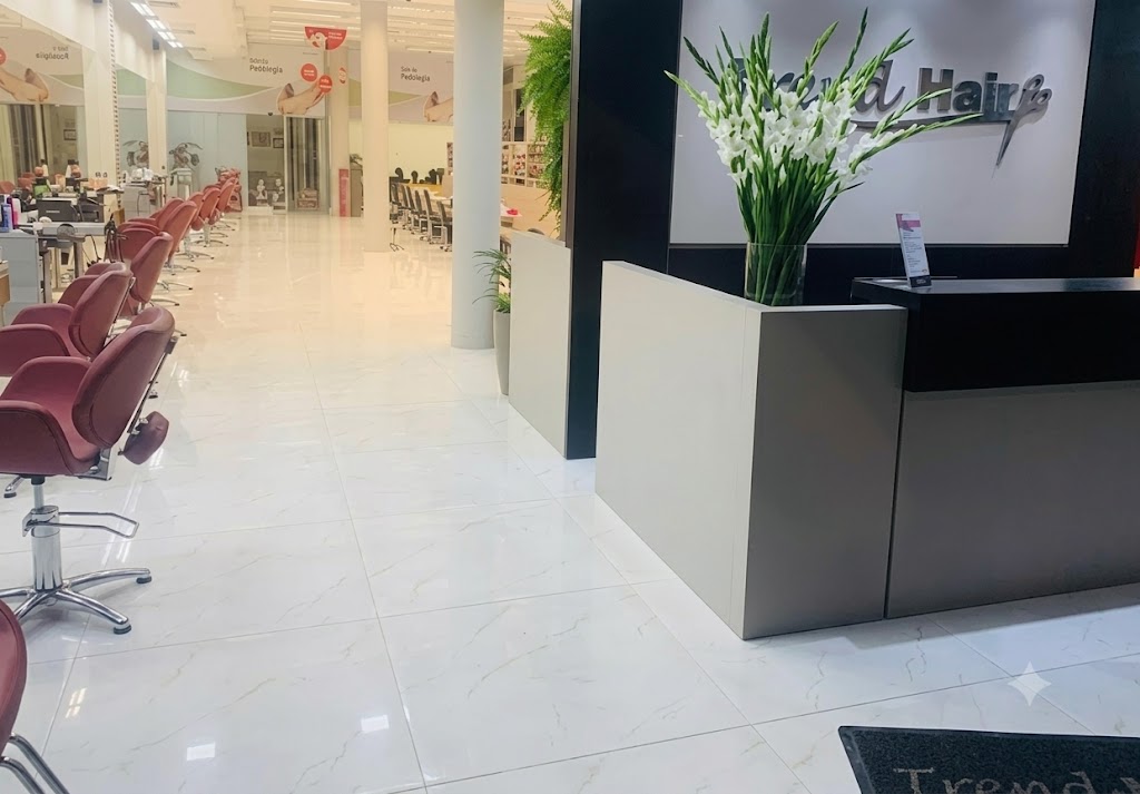 Interior do salão Trend Hair
